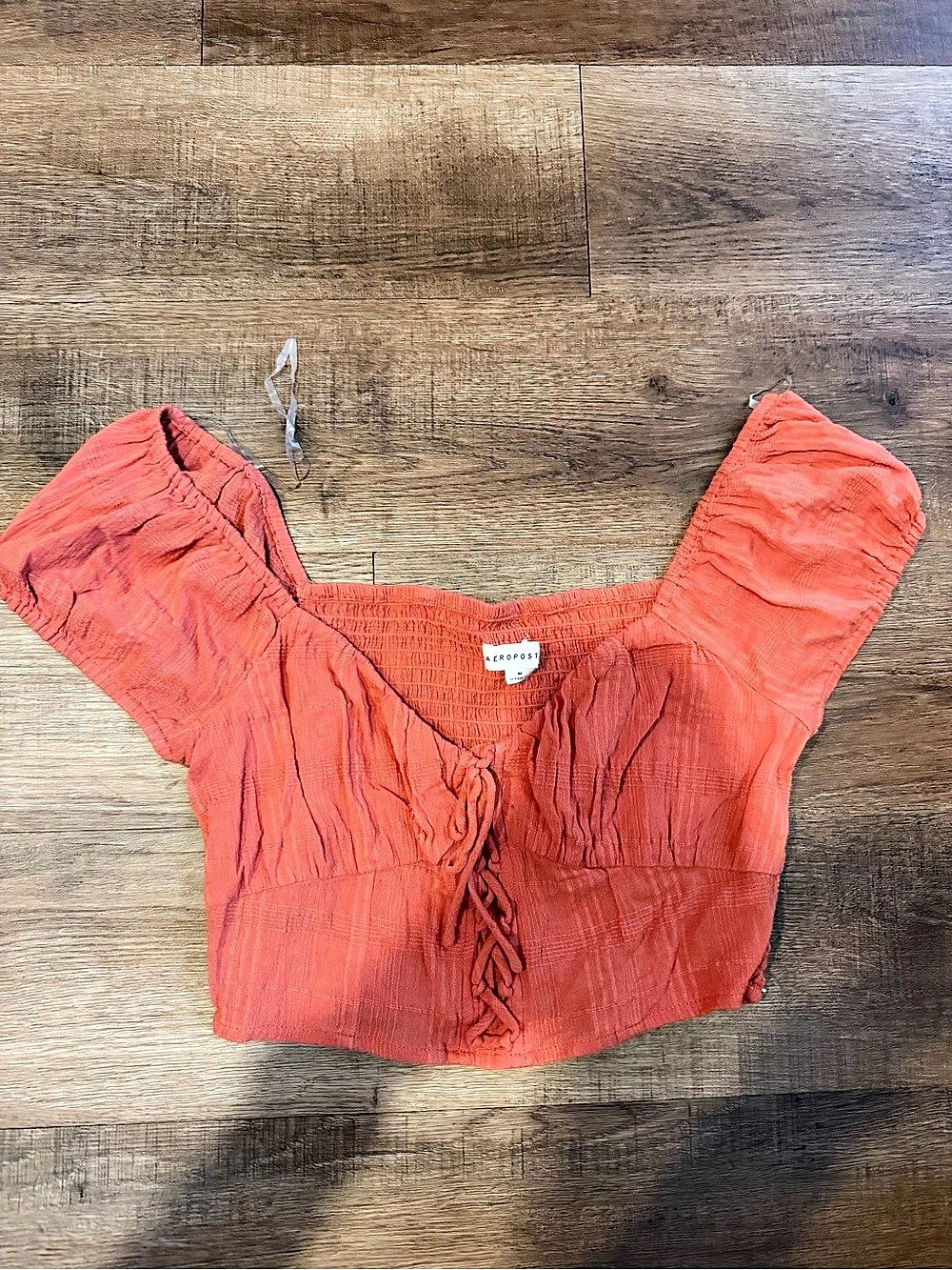Aéropostale Ruched Tie Front Crop Top in Orange Size Medium